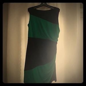 Sleevelesa dress